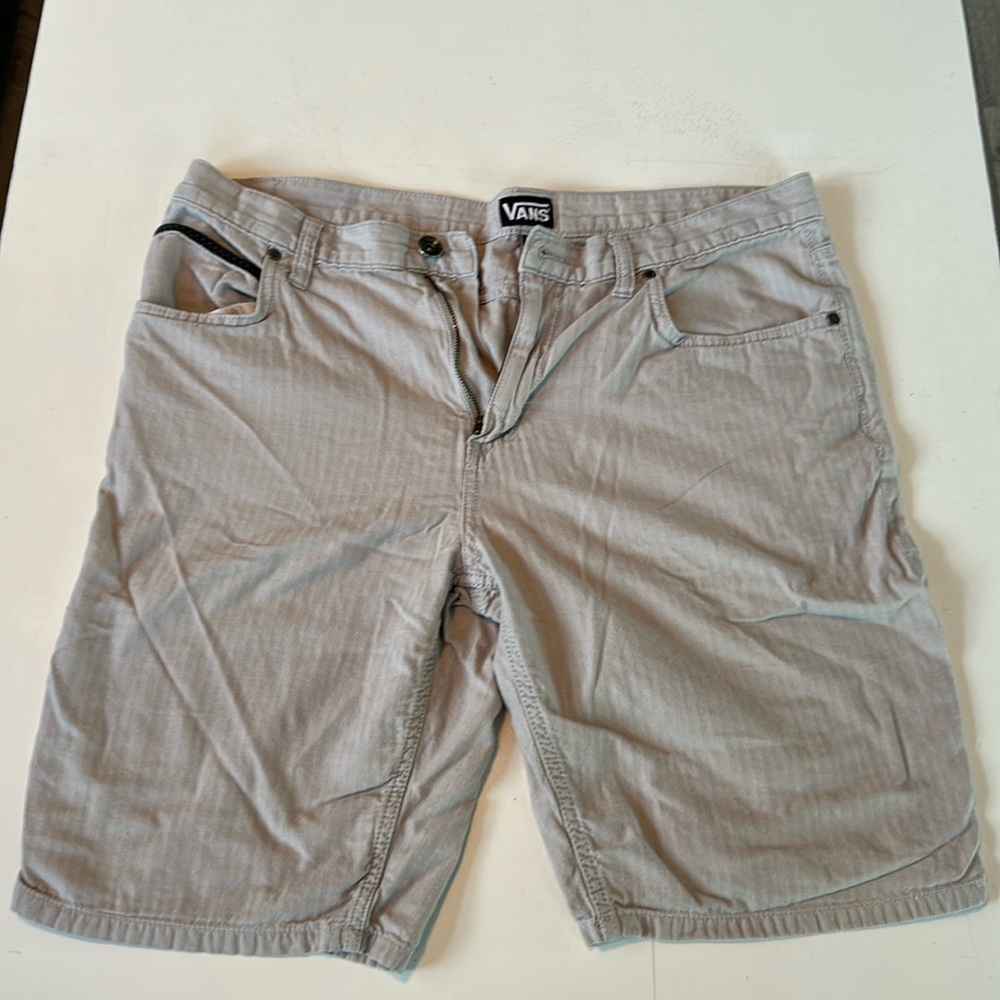 Men’s van shorts